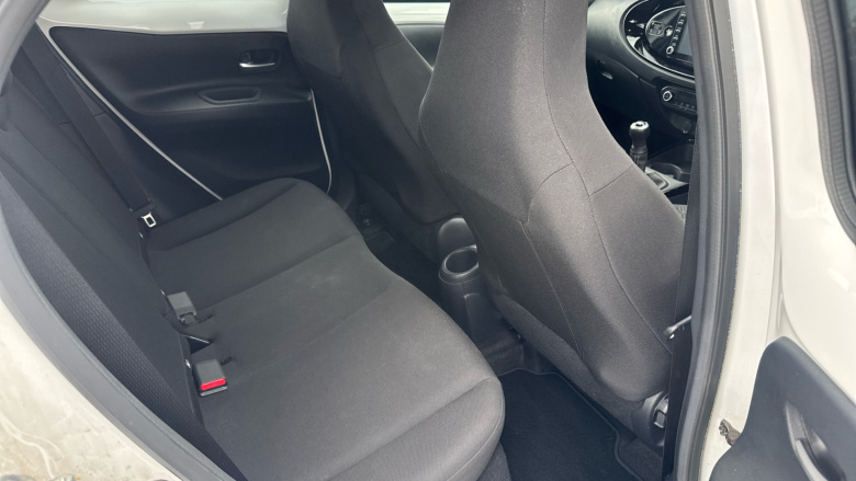 Toyota Aygo X 1.0 VVT-i Edge 5dr Petrol Hatchback